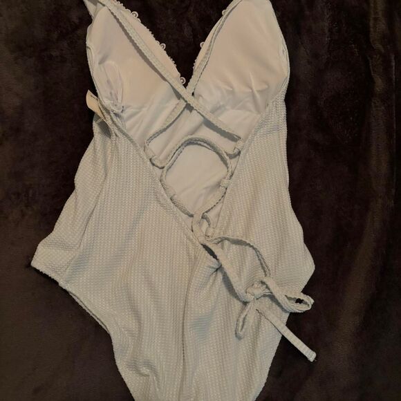 Aerie Women's Light Blue Textured One piece Swimsuit - Picture 2 of 4